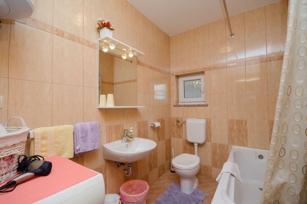Apartments Mirjana Lopar Kültér fotó